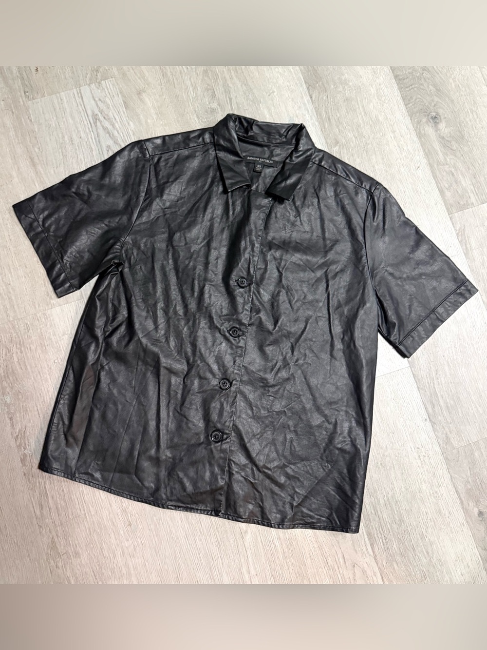 •BANANA REPUBLIC• FAUX LEATHER BUTTON UP